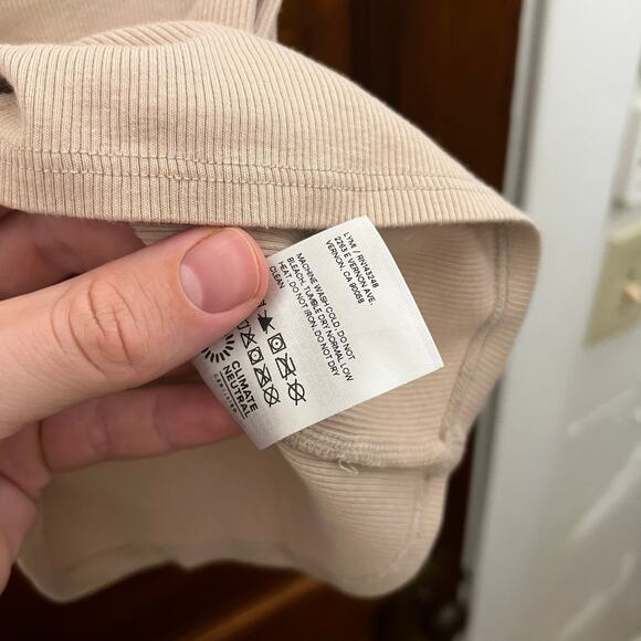 Reformation Muse Tee Women's Crop Top size XS Ribbed Short Sleeve Beiege - Picture 4 of 9